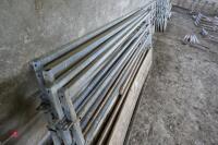 5 8FT METAL FRAMED FEED BARRIERS - 7