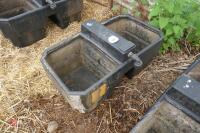 JFCDT20 PLASTIC WATER TROUGH - 4