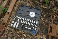 SOCKET SET - 2