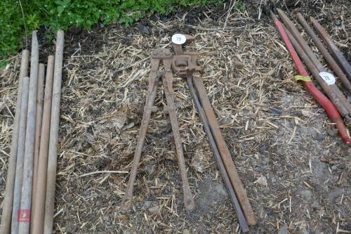 LARGE STILSONS, PRY BAR & BOLT CUTTER