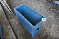 2FT CALVE/SHEEP CREEP FEEDER - 3