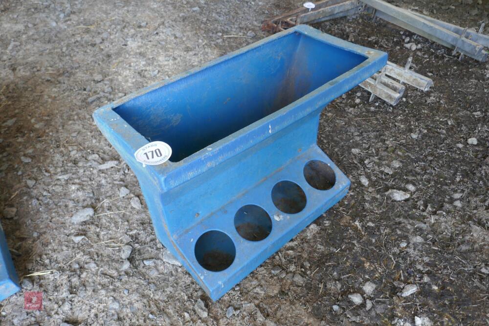 2FT CALVE/SHEEP CREEP FEEDER