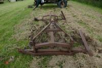 MOUNTED CHAIN HARROWS (S/R) - 2