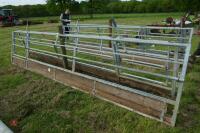 15FT GALVANISED FEED BARRIER - 2