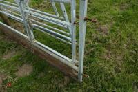 15FT GALVANISED FEED BARRIER - 3