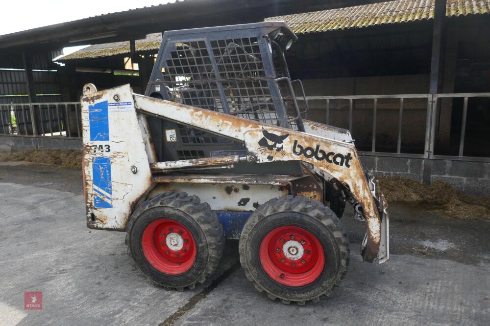 BOBCAT 743 SKIDSTEER LOADER