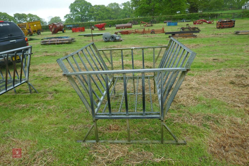 GALVANISED SHEEP CRADLE FEEDER