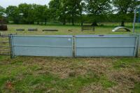 4 8FT BATEMAN SHEETED RACE HURDLES