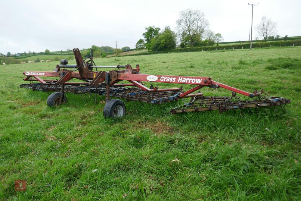 OPICO 6M FOLDING GRASS HARROWS