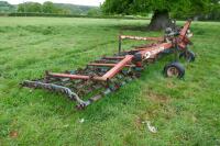 OPICO 6M FOLDING GRASS HARROWS - 3