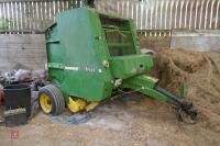 JOHN DEERE 545 ROUND BALER