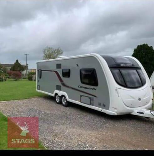 2013 SWIFT CONQUEROR TWINAXLE CARAVAN