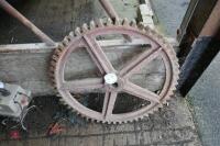 LARGE MACHINE COG (29) - 3