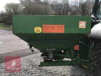 AMAZONE ZAX1402 FERTILISER SPREADER - 3