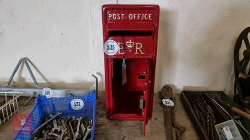 LARGE CAST IRON POST BOX C/W 2 KEYS