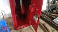 LARGE CAST IRON POST BOX C/W 2 KEYS - 2