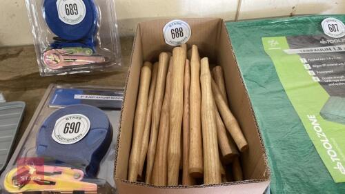 BOX OF HAMMER HANDLES