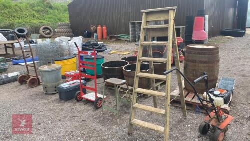 WOODEN STEP LADDER