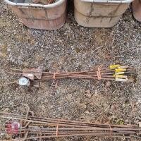 10 X FENCING STAKES - 4