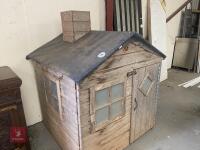 4 X 4 WENDY HOUSE - 2