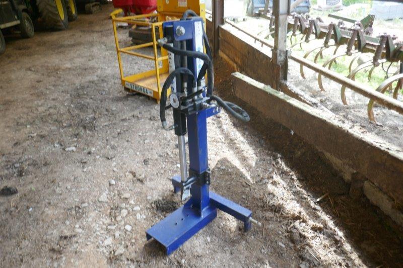 2014 OXDALE TM400 LOG SPLITTER