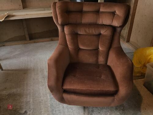 PARKER KNOLL SWIVEL CHAIR