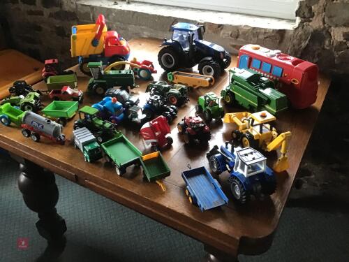 LARGE SELECTION OF FARM TOYS