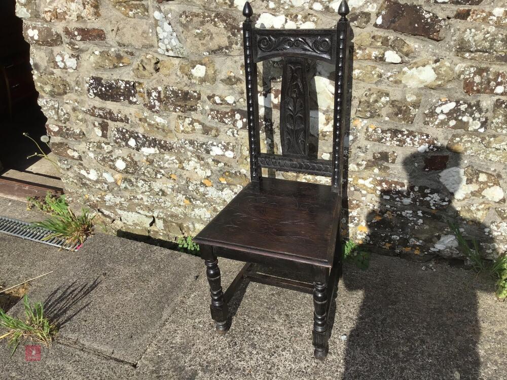 1 LOVELY OAK CARVED HALLCHAIR