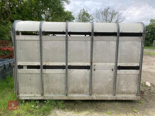 IFOR WILLIAMS CATTLE BOX