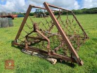 HACKETT MOUNTED FOLDING CHAIN HARROWS - 2