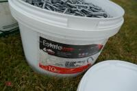 2 TUBS OF FENCING STAPLES - 4