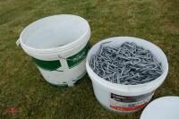 2 TUBS OF FENCING STAPLES - 5