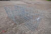 5 WIRE MESH HOOK OVER HAY RACKS