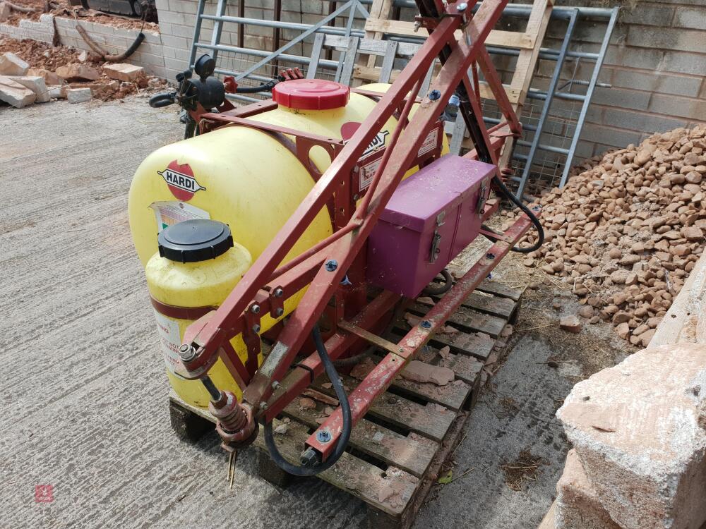 HARDI TRACTOR MOUNTED CROP SPRAYER