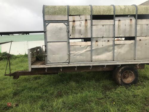 13' FLAT BED/CATTLE TRAILER