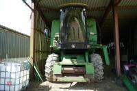 JOHN DEERE 1065 COMBINE HARVESTER