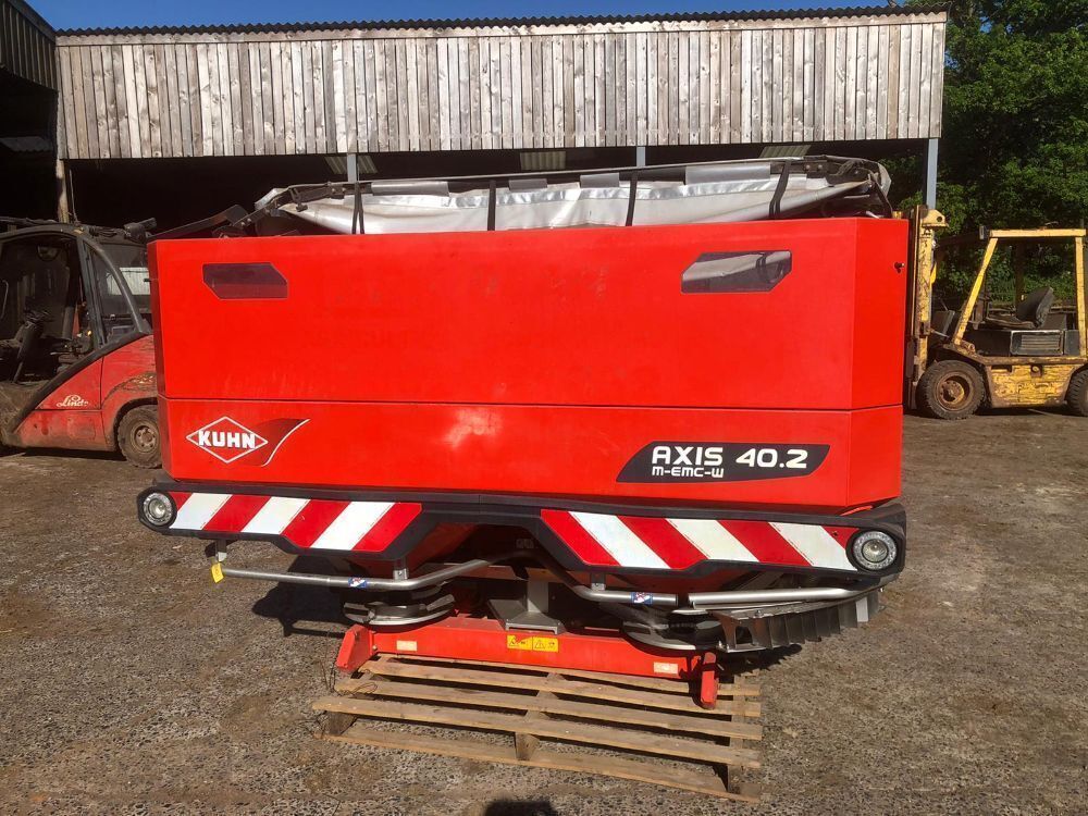 2016 KUHN TWIN DISC FERTILISER SPREADER