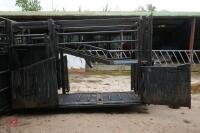 UNISTOCK 6M TRAILED CATTLE CRUSH - 28