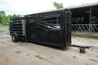 UNISTOCK 6M TRAILED CATTLE CRUSH - 41