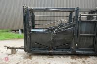 UNISTOCK 6M TRAILED CATTLE CRUSH - 45