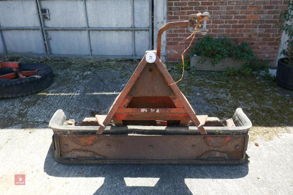 YARD SCRAPER