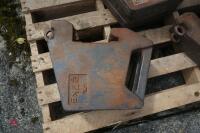 8 MF 27KG FRONT TRACTOR WEIGHTS - 3