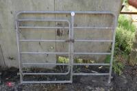 2M W X 1.5M H CATTLE HANDLING BARRIER