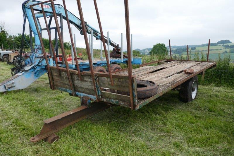 SINGLE AXLE 20' BALE TRAILER