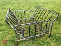 GALVANISED SHEEP ROUND BALE CRADLE - 3