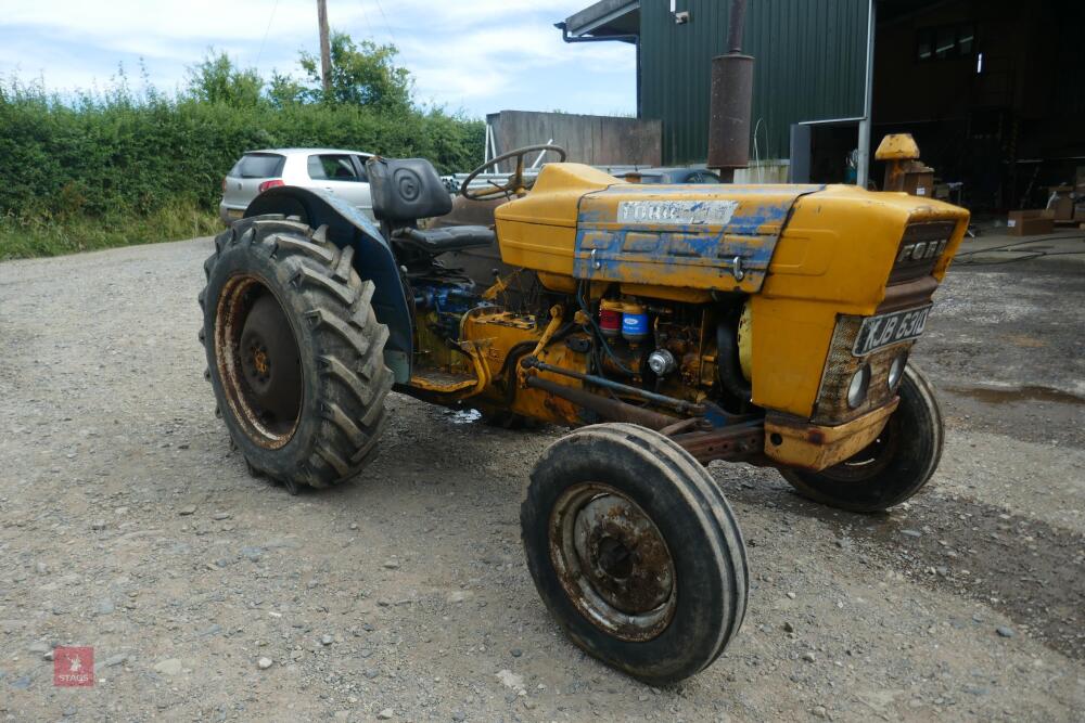 FORD 3000 PRE-FORCE 2WD TRACTOR