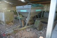 PETER ALLEN ROTA-FIELD BULK FEED TRAILER - 6