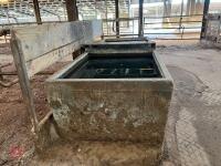 DOUBLE SIDED CONCRETE WATER TROUGH - 4