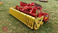 2012 POTTINGER LION 3M 301 POWER HARROW C/W CRUMBLER - 3