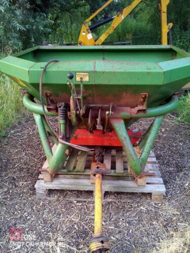 AMAZONE FERTILISR SPREADER